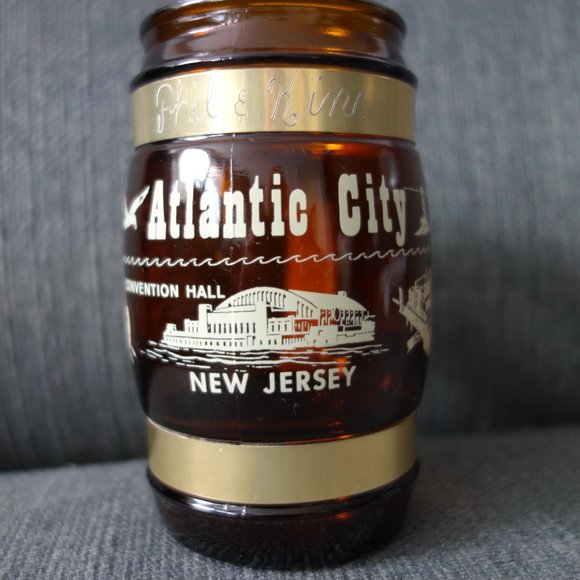 Vintage Siesta Ware 2 Atlantic City New Jersey Mug with Wooden Handle - Picture 3 of 12